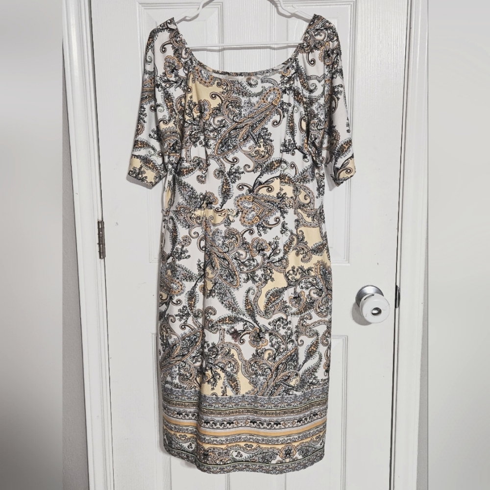 Yellow paisly dress
